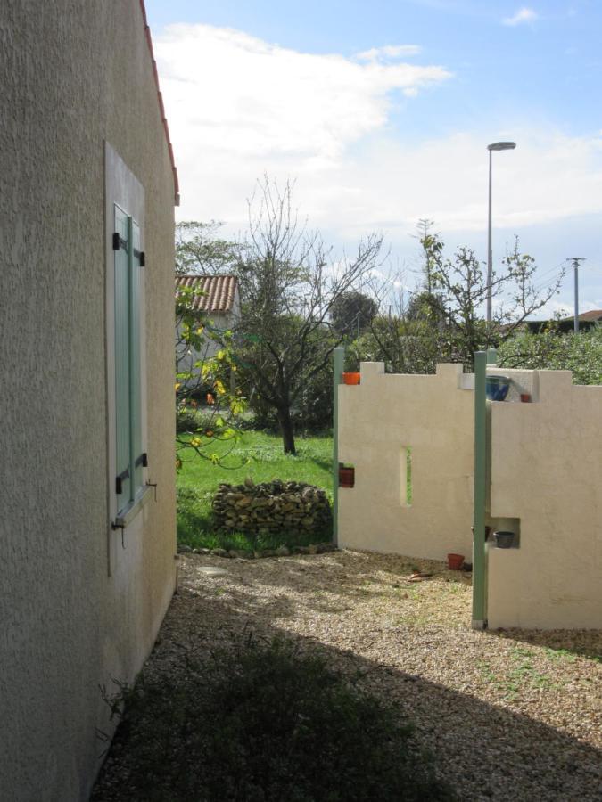 Bed and Breakfast Maranatha Les Gonds Экстерьер фото